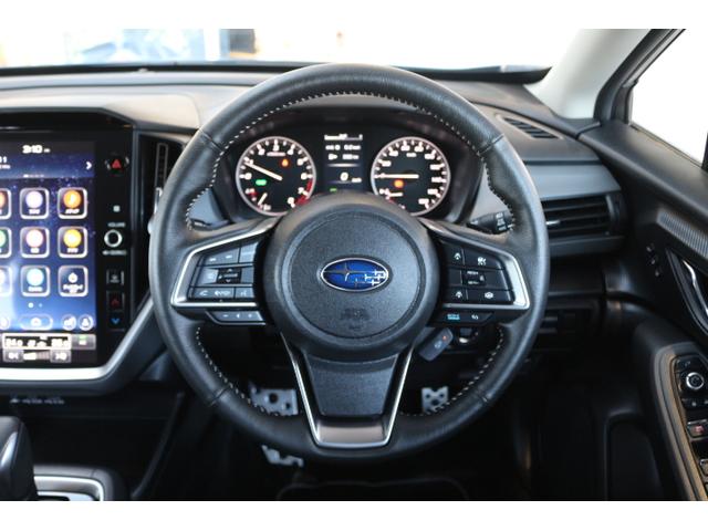 クロストレック リミテッド　新生代アイサイト　ワンオーナー　ＬＥＤライト　オートライト　純正１８インチアルミホイール　電動シートフロント左右　シートヒーターフロント左右　純正ナビ　ＥＴＣ２．０　ドライブレコーダー前後（14枚目）