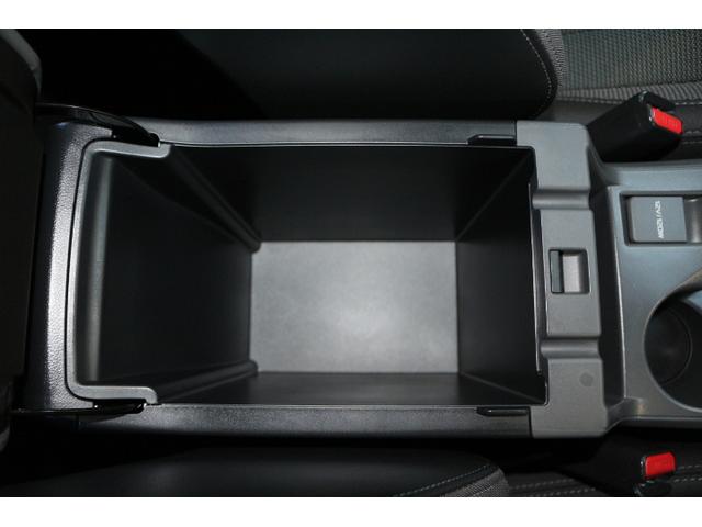 クロストレック リミテッド　新生代アイサイト　ワンオーナー　ＬＥＤライト　オートライト　純正１８インチアルミホイール　電動シートフロント左右　シートヒーターフロント左右　純正ナビ　ＥＴＣ２．０　ドライブレコーダー前後（26枚目）