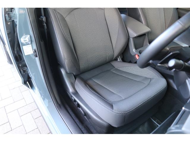 クロストレック リミテッド　新世代アイサイト　ワンオーナー　ＬＥＤライト　純正１８インチアルミホイール　電動シートフロント左右　シートヒーターフロント左右　純正ナビ　ＥＴＣ２．０　ドライブレコーダー前後（17枚目）