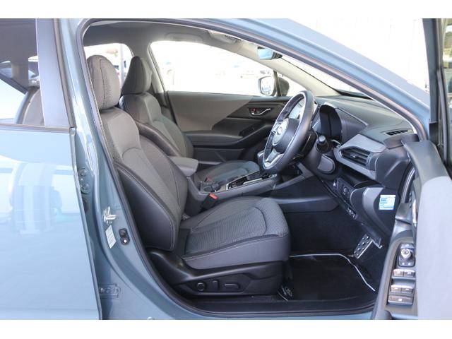 クロストレック リミテッド　新世代アイサイト　ワンオーナー　ＬＥＤライト　純正１８インチアルミホイール　電動シートフロント左右　シートヒーターフロント左右　純正ナビ　ＥＴＣ２．０　ドライブレコーダー前後（18枚目）