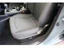 助手席側も電動パワーシート付!運転席と違いランバーサポートは付いておりませんが助手席を快適にするシートヒーターや助手席用に温度管理が出来るエアコンも付いております!