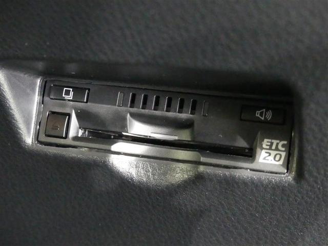 Ｃ－ＨＲ Ｇ　アルミホイール　ワンオーナー　ＬＥＤヘッドランプ　記録簿　キーレス　ＣＤ　盗難防止装置　ハイブリッド　オートクルーズコントロール　メモリーナビ　フルセグ（20枚目）