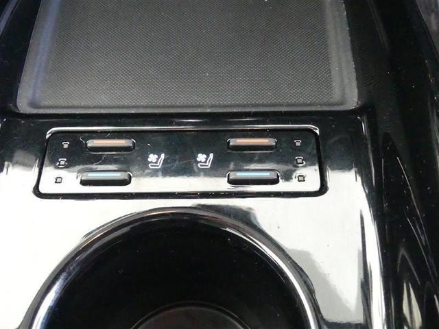 プリウスＰＨＶ Ａプレミアム　１００Ｖ電源　ミュージックプレイヤー接続可　電動シート　革シート　アルミホイール　ＬＥＤヘッドランプ　キーレス　盗難防止装置　ハイブリッド　オートクルーズコントロール　メモリーナビ　フルセグ（10枚目）