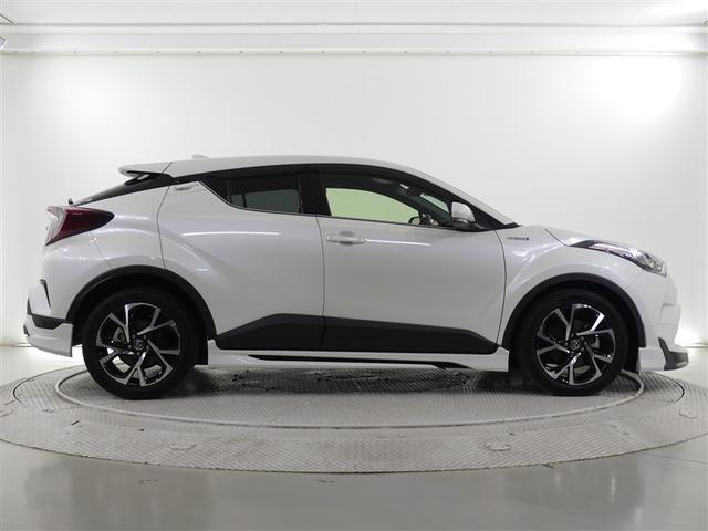 【衝突回避被害軽減・ペダル踏み間違い・車線逸脱警報・先進ライト】搭載のサポカーです。ドライバーの安全をサポートします。