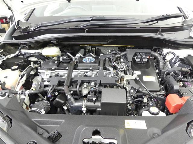 エンジンルームもクリーニングできれいな状態です。ぜひボンネットを開けてごらん確認ください。
