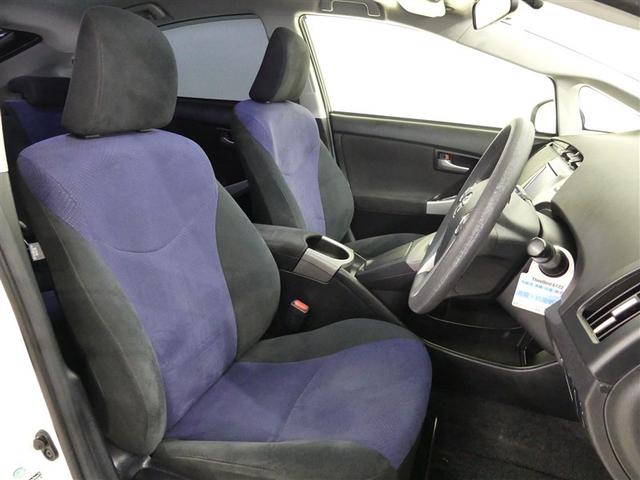 プリウス Ｓツーリングセレクション　ドラレコ　アルミホイール　ＬＥＤヘッドランプ　記録簿　キーレス　ＣＤ　盗難防止装置　ハイブリッド　ＨＤＤナビ　フルセグ（11枚目）