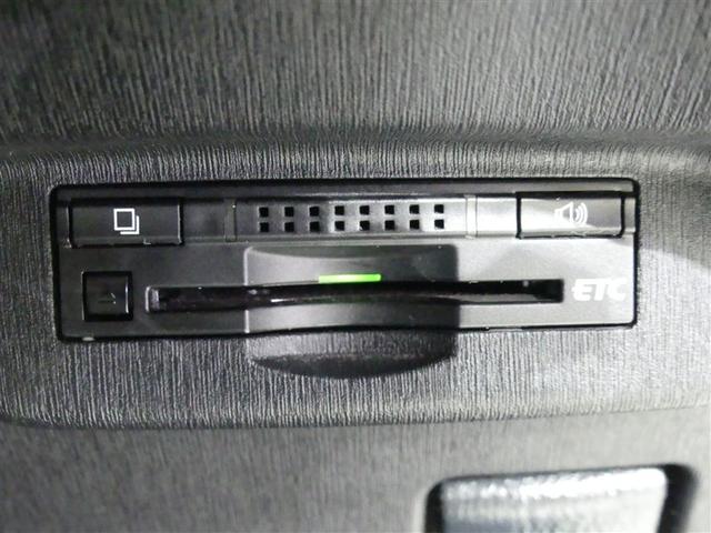 プリウス Ｓツーリングセレクション　ドラレコ　アルミホイール　ＬＥＤヘッドランプ　記録簿　キーレス　ＣＤ　盗難防止装置　ハイブリッド　ＨＤＤナビ　フルセグ（17枚目）