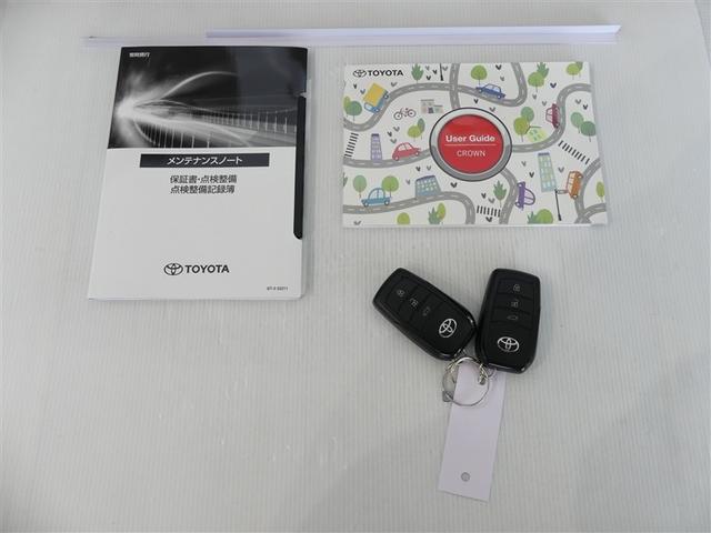 クラウンクロスオーバー Ｇアドバンスド・レザーパッケージ　１００Ｖ電源　ドラレコ　ミュージックプレイヤー接続可　電動シート　４ＷＤ　革シート　アルミホイール　ＬＥＤヘッドランプ　記録簿　キーレス　盗難防止装置　ハイブリッド　オートクルーズコントロール（10枚目）