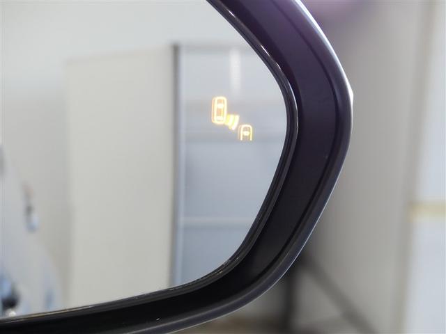 ヤリス ハイブリッドＺ　１００Ｖ電源　ミュージックプレイヤー接続可　展示・試乗車　ＬＥＤヘッドランプ　記録簿　キーレス　ＣＤ　盗難防止装置　ハイブリッド　オートクルーズコントロール　メモリーナビ　フルセグ（5枚目）