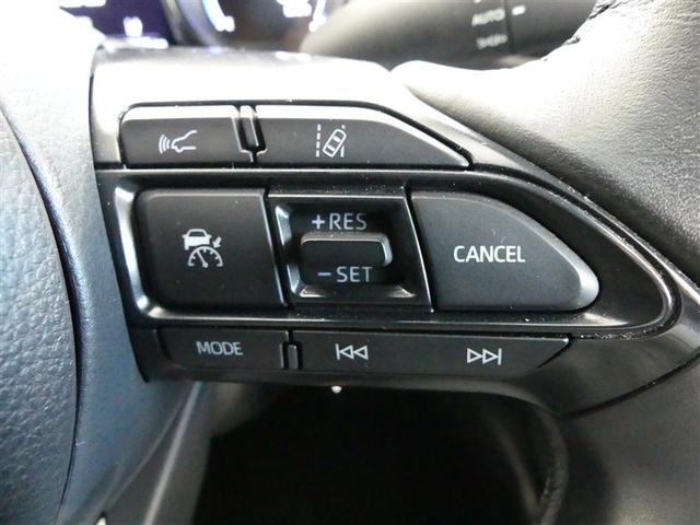 ヤリス ハイブリッドＺ　１００Ｖ電源　ミュージックプレイヤー接続可　展示・試乗車　ＬＥＤヘッドランプ　記録簿　キーレス　ＣＤ　盗難防止装置　ハイブリッド　オートクルーズコントロール　メモリーナビ　フルセグ（11枚目）