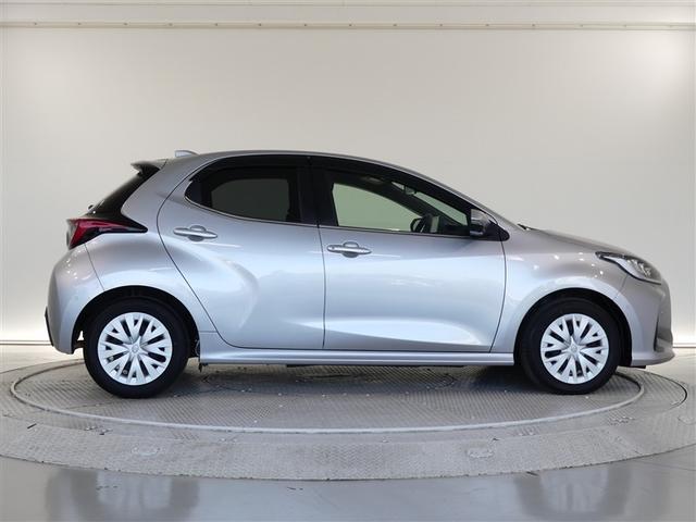 ヤリス ハイブリッドＺ　１００Ｖ電源　ミュージックプレイヤー接続可　展示・試乗車　ＬＥＤヘッドランプ　記録簿　キーレス　ＣＤ　盗難防止装置　ハイブリッド　オートクルーズコントロール　メモリーナビ　フルセグ（23枚目）