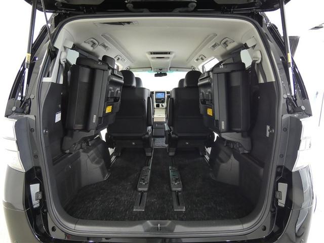 ヴェルファイア ２．４Ｚ　ゴールデンアイズ　乗車定員７人　アルミホイール　両側電動スライド　記録簿　キーレス　ＣＤ　Ｗエアコン　盗難防止装置　オートクルーズコントロール　ＨＤＤナビ　ＨＩＤヘッドライト　フルセグ（19枚目）