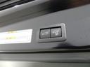 ハイブリッド　Ｚ　１００Ｖ電源　ミュージックプレイヤー接続可　電動シート　アルミホイール　ワンオーナー　ＬＥＤヘッドランプ　記録簿　キーレス　盗難防止装置　ハイブリッド　オートクルーズコントロール　メモリーナビ（17枚目）