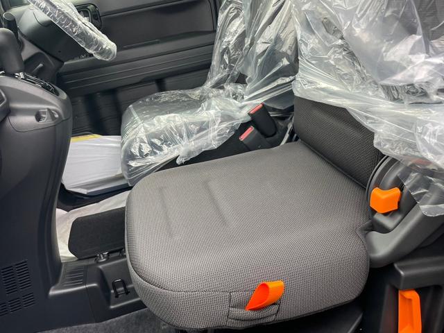 Ｎ－ＶＡＮ＋スタイル 　届出済未使用車　衝突被害軽減システム　スマートキー　ＬＥＤランプ　ＬＥＤフォグランプ　充電用ＵＳＢジャック２個　フットパーキングブレーキ　両側スライドドア　電動格納式ミラー　ホイールキャップ（66枚目）