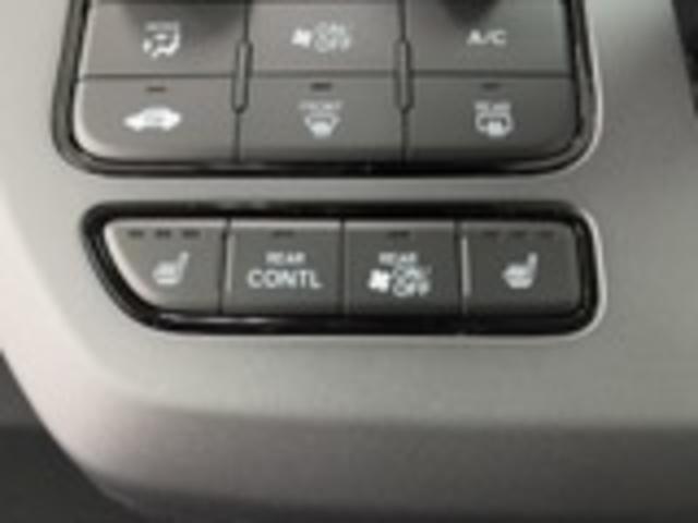 フリード エアー　ＥＸ　登録済未使用車　６人乗　両側自動ドア（10枚目）