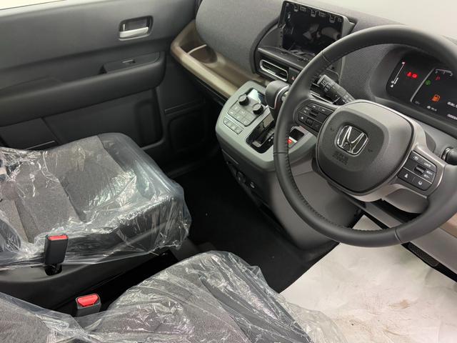 フリード エアー　ＥＸ　登録済未使用車　６人乗　両側自動ドア（49枚目）