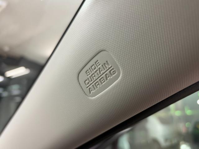 フリード ｅ：ＨＥＶエアー　ＥＸ　登録済未使用車　６人乗　両側自動ドア（38枚目）