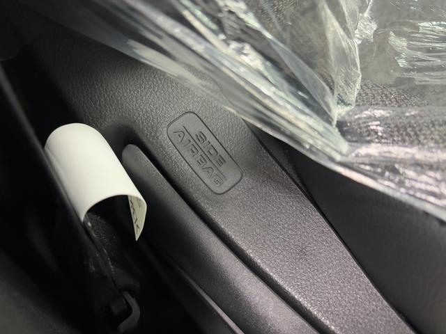 フリード ｅ：ＨＥＶエアー　ＥＸ　登録済未使用車　６人乗　両側自動ドア（51枚目）