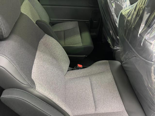 フリード ｅ：ＨＥＶエアー　ＥＸ　登録済未使用車　６人乗　両側自動ドア（55枚目）