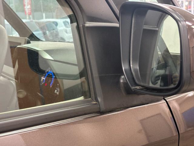 ルークス Ｓ　届出済未使用車　衝突被害軽減システム　誤発進抑制装置　キーレス　スマートシンプルハイブリッド　ＬＥＤランプ　フットパーキングブレーキ　両側スライドドア　マニュアルエアコン　助手席下収納ＢＯＸ（18枚目）