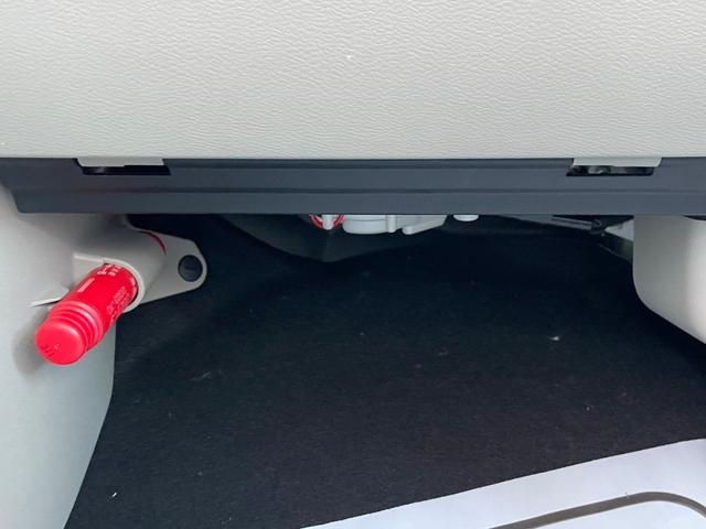 ルークス Ｓ　届出済未使用車　衝突被害軽減システム　誤発進抑制装置　キーレス　スマートシンプルハイブリッド　ＬＥＤランプ　フットパーキングブレーキ　両側スライドドア　マニュアルエアコン　助手席下収納ＢＯＸ（27枚目）