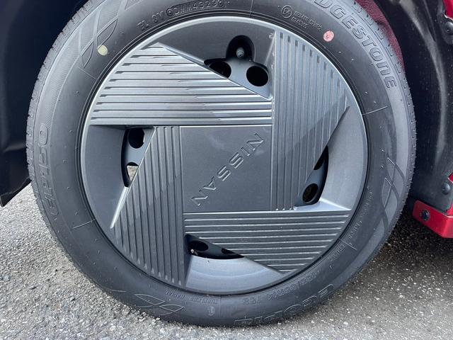 ルークス Ｓ　届出済未使用車　衝突被害軽減システム　誤発進抑制装置　キーレス　スマートシンプルハイブリッド　ＬＥＤランプ　フットパーキングブレーキ　両側スライドドア　マニュアルエアコン　助手席下収納ＢＯＸ（33枚目）