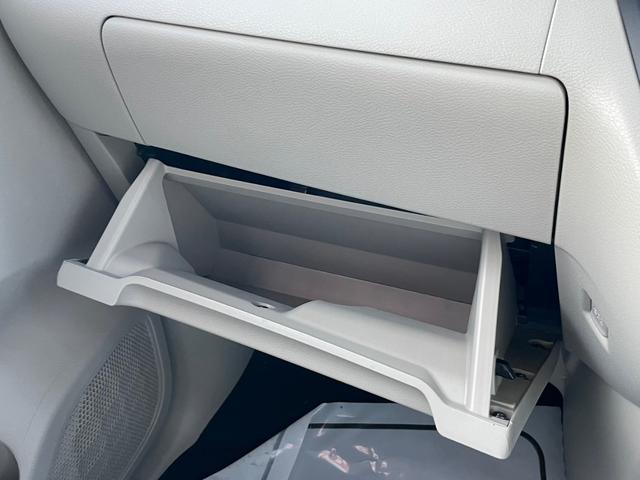 ルークス Ｓ　届出済未使用車　衝突被害軽減システム　誤発進抑制装置　キーレス　スマートシンプルハイブリッド　ＬＥＤランプ　フットパーキングブレーキ　両側スライドドア　マニュアルエアコン　助手席下収納ＢＯＸ（43枚目）