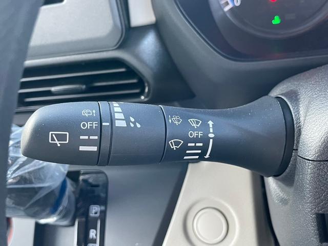 ルークス Ｓ　届出済未使用車　衝突被害軽減システム　誤発進抑制装置　キーレス　スマートシンプルハイブリッド　ＬＥＤランプ　フットパーキングブレーキ　両側スライドドア　マニュアルエアコン　助手席下収納ＢＯＸ（56枚目）