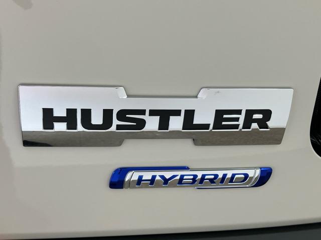 ハスラー タフワイルド　オートＬＥＤ　前後誤発進抑制　コーナーセンサ　アイドリングＳ　フルフラット　ＬＤＷ　セキュリティアラーム　シートヒーター搭載　パワーステアリング　横滑り防止システム　ＬＥＤライト　ＰＷ　クルコン（3枚目）