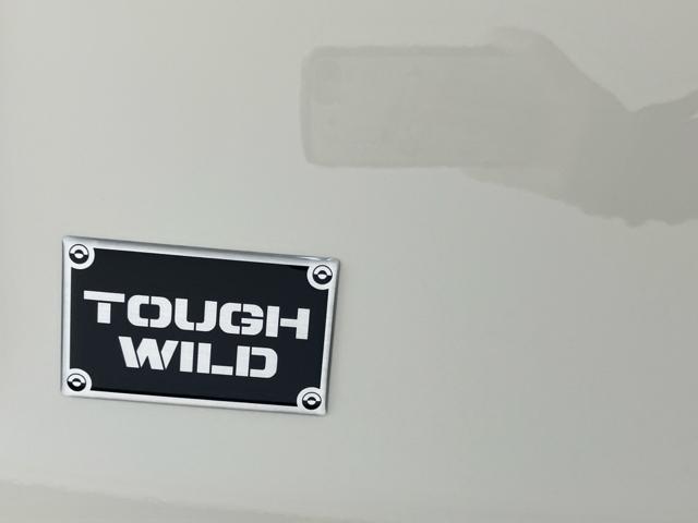 ハスラー タフワイルド　オートＬＥＤ　前後誤発進抑制　コーナーセンサ　アイドリングＳ　フルフラット　ＬＤＷ　セキュリティアラーム　シートヒーター搭載　パワーステアリング　横滑り防止システム　ＬＥＤライト　ＰＷ　クルコン（8枚目）