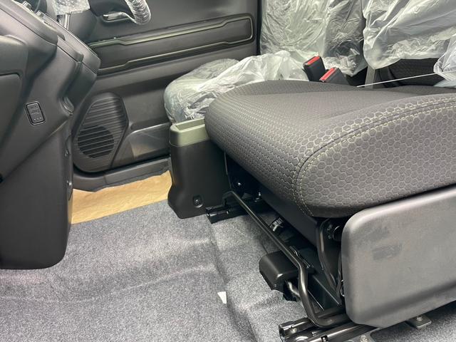 ハスラー タフワイルド　オートＬＥＤ　前後誤発進抑制　コーナーセンサ　アイドリングＳ　フルフラット　ＬＤＷ　セキュリティアラーム　シートヒーター搭載　パワーステアリング　横滑り防止システム　ＬＥＤライト　ＰＷ　クルコン（58枚目）