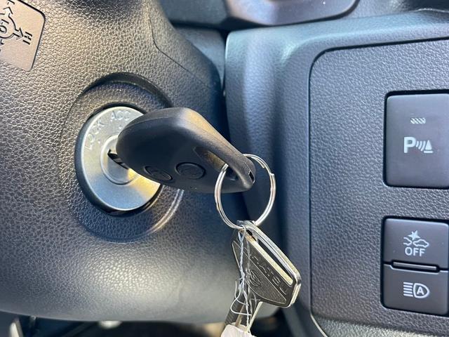 ミライース Ｌ　ＳＡＩＩＩ　届出済未使用車　イーステクノロジー　キーレス　ハロゲンランプ　自発光式デジタルメーター　フットパーキングブレーキ　マニュアルエアコン　パワーウィンドウ　手動格納式ミラー　リバース連動リヤワイパー（48枚目）