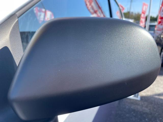 ミライース Ｌ　ＳＡＩＩＩ　届出済未使用車　イーステクノロジー　キーレス　ハロゲンランプ　自発光式デジタルメーター　フットパーキングブレーキ　マニュアルエアコン　パワーウィンドウ　手動格納式ミラー　リバース連動リヤワイパー（65枚目）