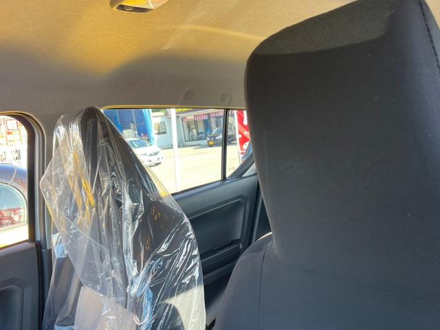 ミライース Ｌ　ＳＡＩＩＩ　届出済未使用車　イーステクノロジー　キーレス　ハロゲンランプ　自発光式デジタルメーター　フットパーキングブレーキ　マニュアルエアコン　パワーウィンドウ　手動格納式ミラー　リバース連動リヤワイパー（23枚目）