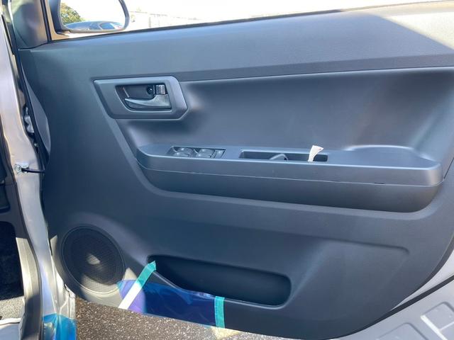 ミライース Ｌ　ＳＡＩＩＩ　届出済未使用車　イーステクノロジー　キーレス　ハロゲンランプ　自発光式デジタルメーター　フットパーキングブレーキ　マニュアルエアコン　パワーウィンドウ　手動格納式ミラー　リバース連動リヤワイパー（24枚目）