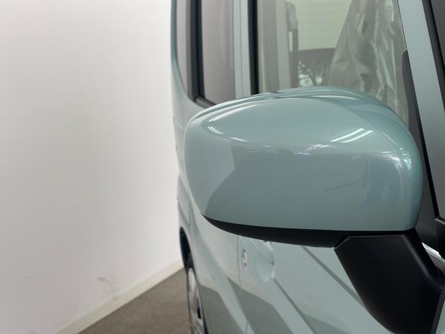 スペーシア ハイブリッドＧ　届出済未使用車　衝突被害軽減システム　誤発進抑制装置　スマートキー　マイルドハイブリッド　ＬＥＤランプ　両側スライドドア　電動格納ミラー　フットパーキングブレーキ　オートエアコン　オートライト（3枚目）