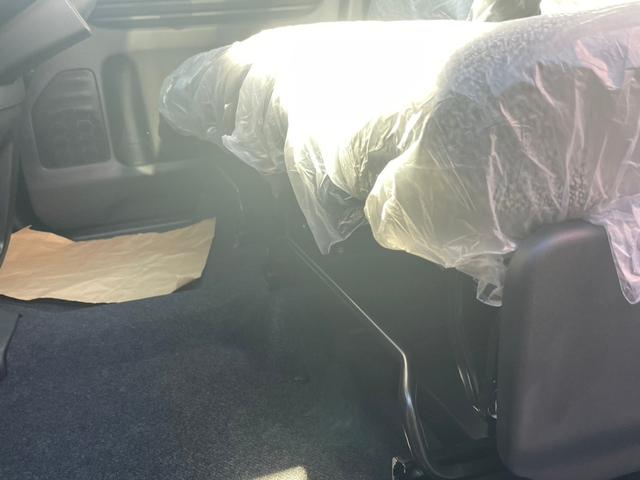 スペーシア ハイブリッドＧ　届出済未使用車　衝突被害軽減システム　誤発進抑制装置　スマートキー　マイルドハイブリッド　ＬＥＤランプ　両側スライドドア　電動格納ミラー　フットパーキングブレーキ　オートエアコン　オートライト（27枚目）