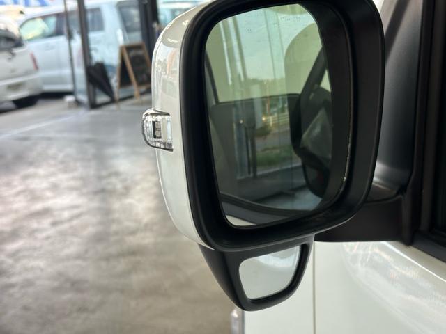 エブリイワゴン ＰＺターボスペシャル　届出済未使用車　衝突被害軽減システム　スマートキー　ＬＥＤランプ　ＵＳＢ電源ソケット（Ｔｙｐｅ－Ａ／Ｃ）　電動格納ミラー　運転席シートヒーター　オートエアコン　アイドリングストップ　オートライト（3枚目）