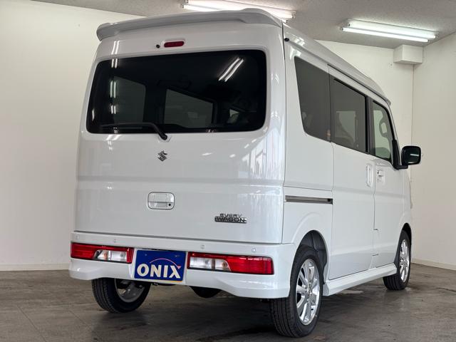 エブリイワゴン ＰＺターボスペシャル　届出済未使用車　衝突被害軽減システム　スマートキー　ＬＥＤランプ　ＵＳＢ電源ソケット（Ｔｙｐｅ－Ａ／Ｃ）　電動格納ミラー　運転席シートヒーター　オートエアコン　アイドリングストップ　オートライト（4枚目）