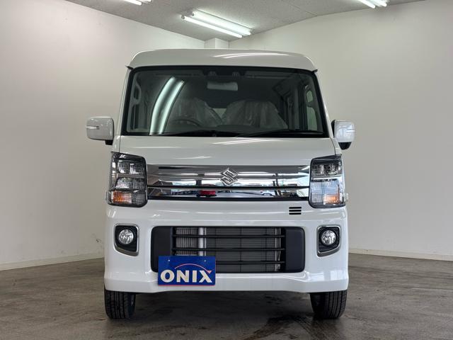 エブリイワゴン ＰＺターボスペシャル　届出済未使用車　衝突被害軽減システム　スマートキー　ＬＥＤランプ　ＵＳＢ電源ソケット（Ｔｙｐｅ－Ａ／Ｃ）　電動格納ミラー　運転席シートヒーター　オートエアコン　アイドリングストップ　オートライト（10枚目）