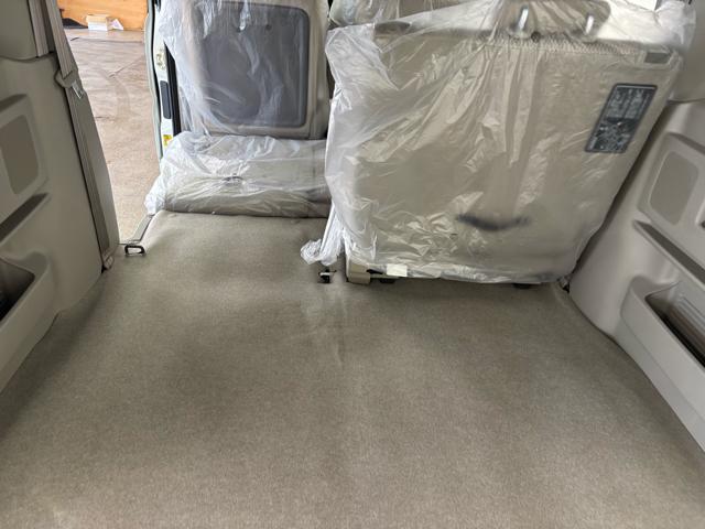 エブリイワゴン ＰＺターボスペシャル　届出済未使用車　衝突被害軽減システム　スマートキー　ＬＥＤランプ　ＵＳＢ電源ソケット（Ｔｙｐｅ－Ａ／Ｃ）　電動格納ミラー　運転席シートヒーター　オートエアコン　アイドリングストップ　オートライト（38枚目）