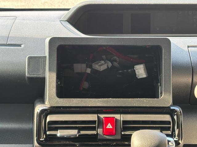 タント カスタムＸ　届出済未使用車　衝突被害軽減システム　スマートキー　ＬＥＤランプ　ＬＥＤフォグランプ　電動パーキングブレーキ　運転席助手席シートヒータ　ミラクルオープンドア　両側電動スライドドア　アルミホイール（36枚目）