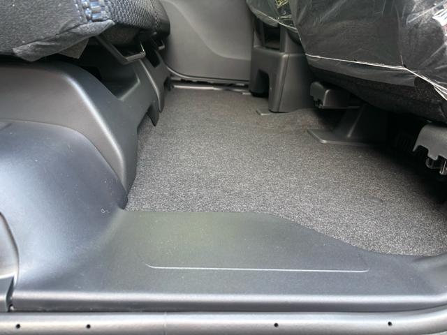 タント カスタムＸ　届出済未使用車　衝突被害軽減システム　スマートキー　ＬＥＤランプ　ＬＥＤフォグランプ　電動パーキングブレーキ　運転席助手席シートヒータ　ミラクルオープンドア　両側電動スライドドア　アルミホイール（38枚目）