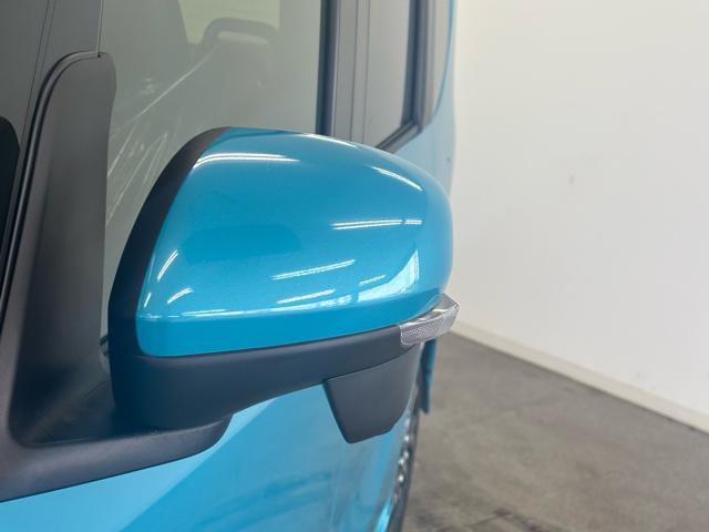 タント カスタムＸ　届出済未使用車　衝突被害軽減システム　スマートキー　ＬＥＤランプ　ＬＥＤフォグランプ　電動パーキングブレーキ　運転席助手席シートヒータ　ミラクルオープンドア　両側電動スライドドア　アルミホイール（9枚目）