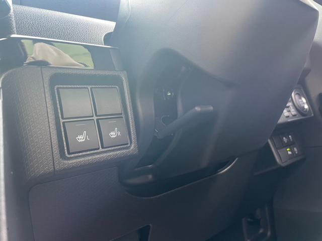 タント カスタムＸ　届出済未使用車　衝突被害軽減システム　スマートキー　ＬＥＤランプ　ＬＥＤフォグランプ　電動パーキングブレーキ　運転席助手席シートヒータ　ミラクルオープンドア　両側電動スライドドア　アルミホイール（24枚目）