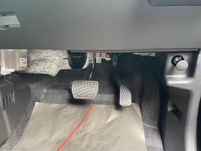 タント カスタムＸ　届出済未使用車　衝突被害軽減システム　スマートキー　ＬＥＤランプ　ＬＥＤフォグランプ　電動パーキングブレーキ　運転席助手席シートヒータ　ミラクルオープンドア　両側電動スライドドア　アルミホイール（53枚目）