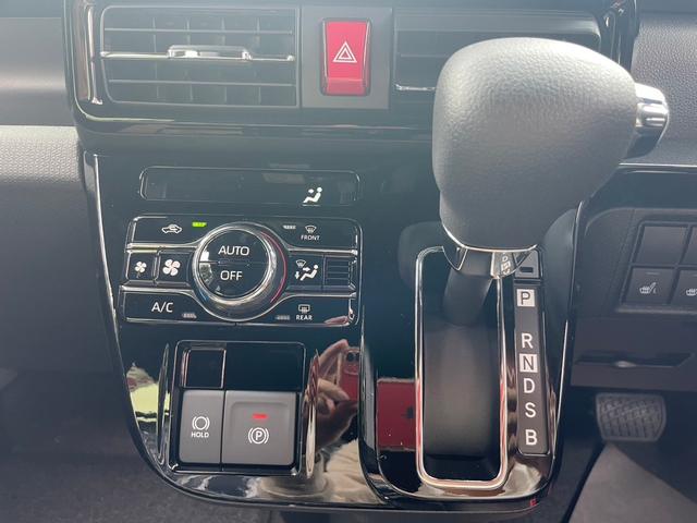 タント カスタムＸ　届出済未使用車　衝突被害軽減システム　スマートキー　ＬＥＤランプ　ＬＥＤフォグランプ　電動パーキングブレーキ　運転席助手席シートヒータ　ミラクルオープンドア　両側電動スライドドア　アルミホイール（67枚目）