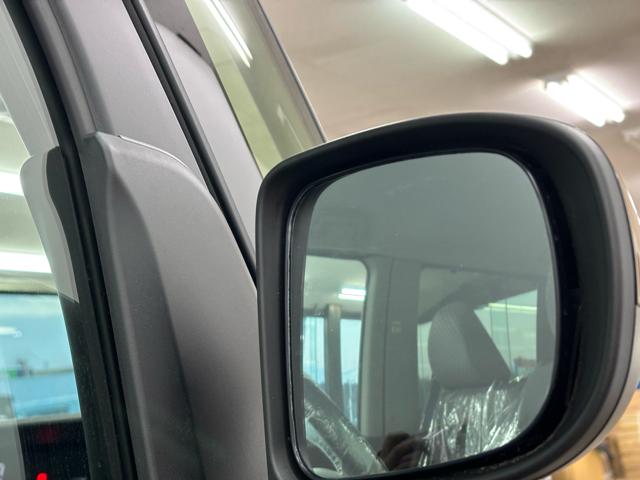 タント Ｘ　アイドリングストップ車　ブレーキサポート　ＰＷ　ＰＳ　スマートキーシステム　横滑り防止　ＬＥＤライト　キーレスキー　サイドエアバッグ　車線逸脱警報　エアバッグ　オートハイビーム　エアコン　盗難警報装置（9枚目）