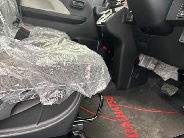 タント Ｘ　アイドリングストップ車　ブレーキサポート　ＰＷ　ＰＳ　スマートキーシステム　横滑り防止　ＬＥＤライト　キーレスキー　サイドエアバッグ　車線逸脱警報　エアバッグ　オートハイビーム　エアコン　盗難警報装置（37枚目）