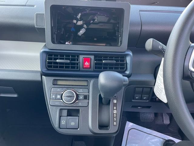 タント Ｘ　アイドリングストップ車　ブレーキサポート　ＰＷ　ＰＳ　スマートキーシステム　横滑り防止　ＬＥＤライト　キーレスキー　サイドエアバッグ　車線逸脱警報　エアバッグ　オートハイビーム　エアコン　盗難警報装置（30枚目）